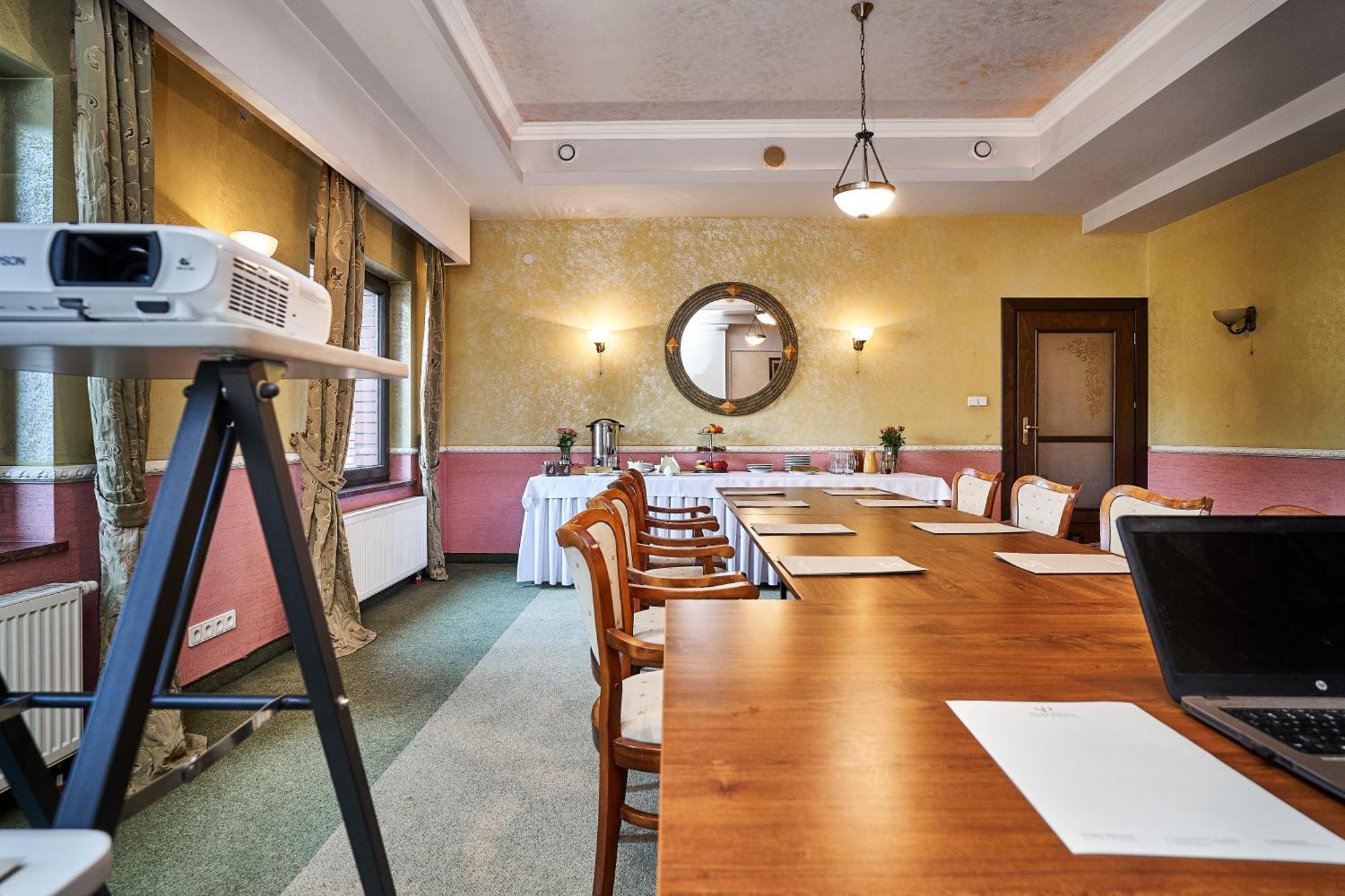 Hotel Stara Poczta Тыхы Экстерьер фото