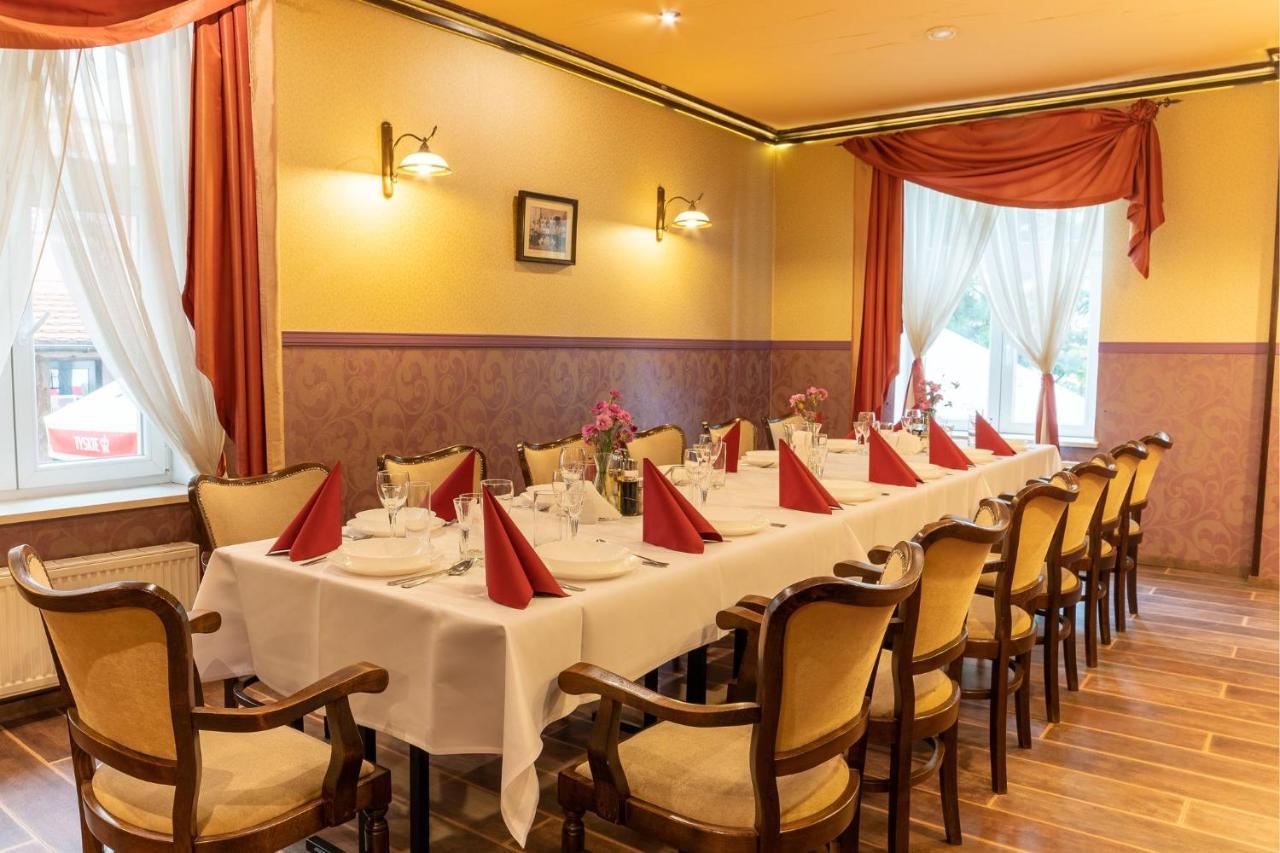 Hotel Stara Poczta Тыхы Экстерьер фото