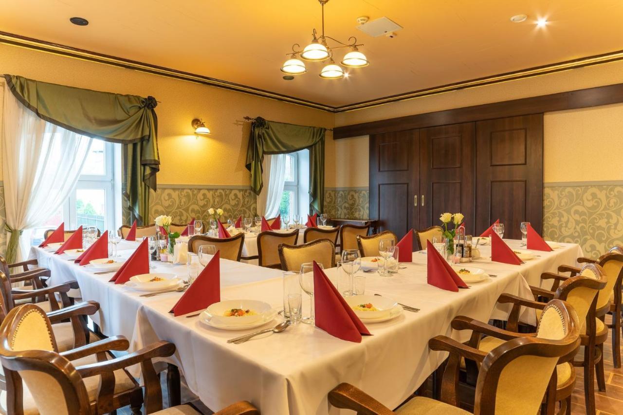 Hotel Stara Poczta Тыхы Экстерьер фото